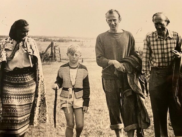 Heinar Kipphardt mit Eltern und Tochter Linde